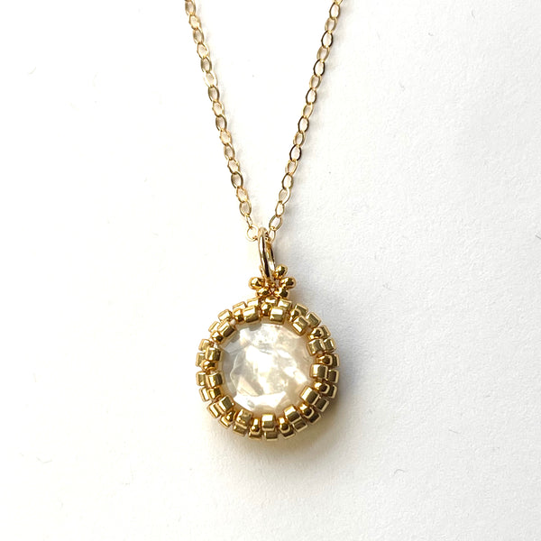 Dainty Round Mother of Pearl Pendant