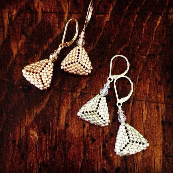 Triangle Earrings - 3D